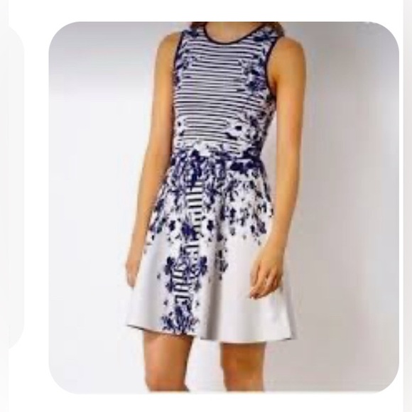 Karen Millen blue and white floral print dress size medium - Picture 12 of 12